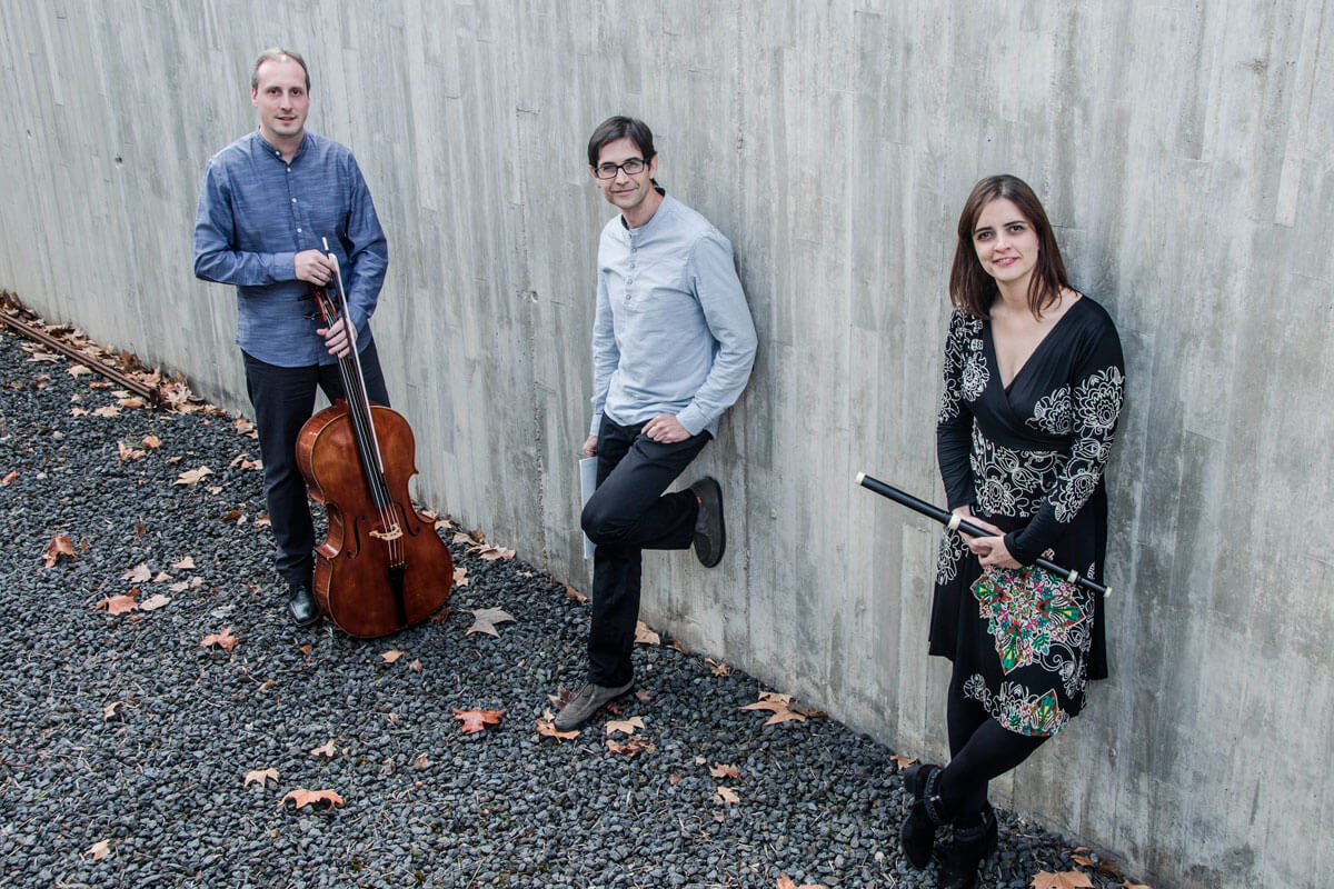 Ensamble Oréades - Junto al arroyo de Bach