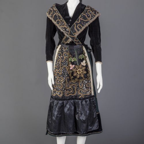 Traje de zaragüeta utilizado por la actriz Nieves Suárez – 1900