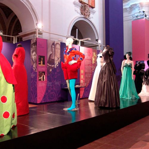 La moda y los clásicos - Exposición Temporal