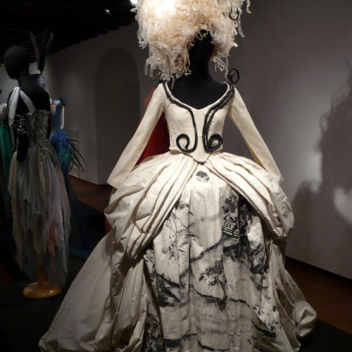 La moda y los clásicos - Exposición Temporal