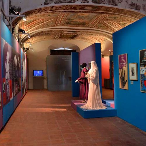 Nuria/Adolfo: Escenarios Comunes - Exposición Temporal