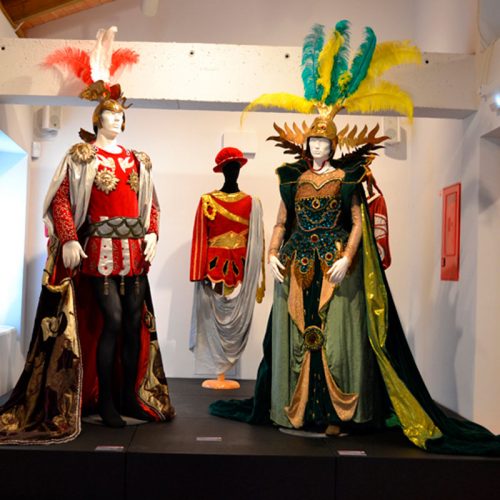 Vestir a Calderón: La Cena del Rey Baltasar - Exposición Temporal