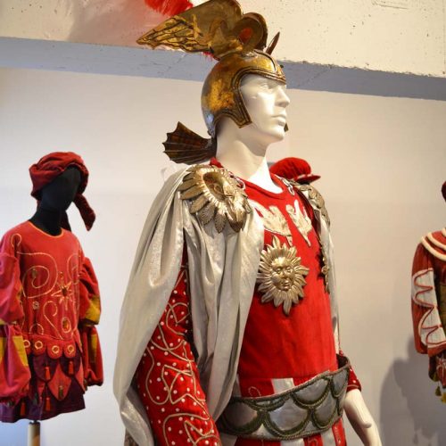Vestir a Calderón: La Cena del Rey Baltasar - Exposición Temporal