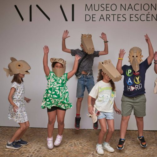 Taller de máscaras: Jugando a los animales: TALLER FAMILIAR ANIMALES (P.Lorente)