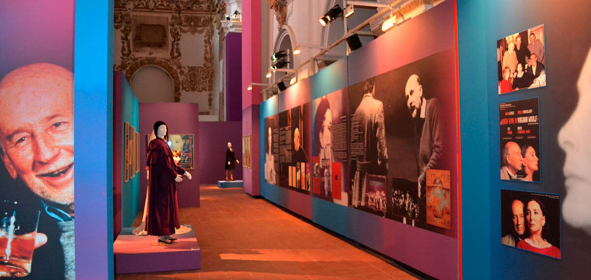 Nuria/Adolfo: Escenarios Comunes - Exposición Temporal